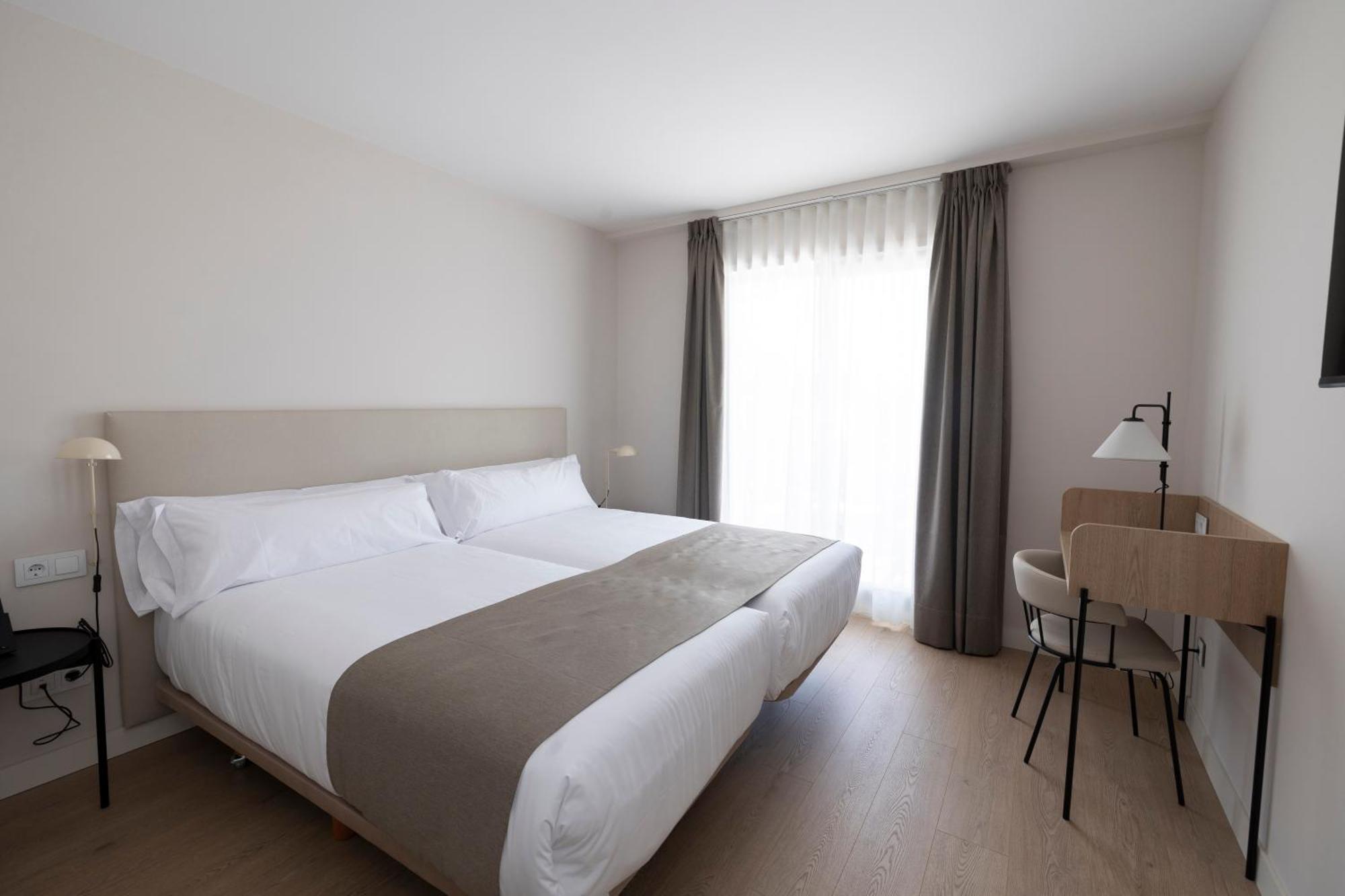Hotel H4 Cangas 3 Superior Eksteriør billede