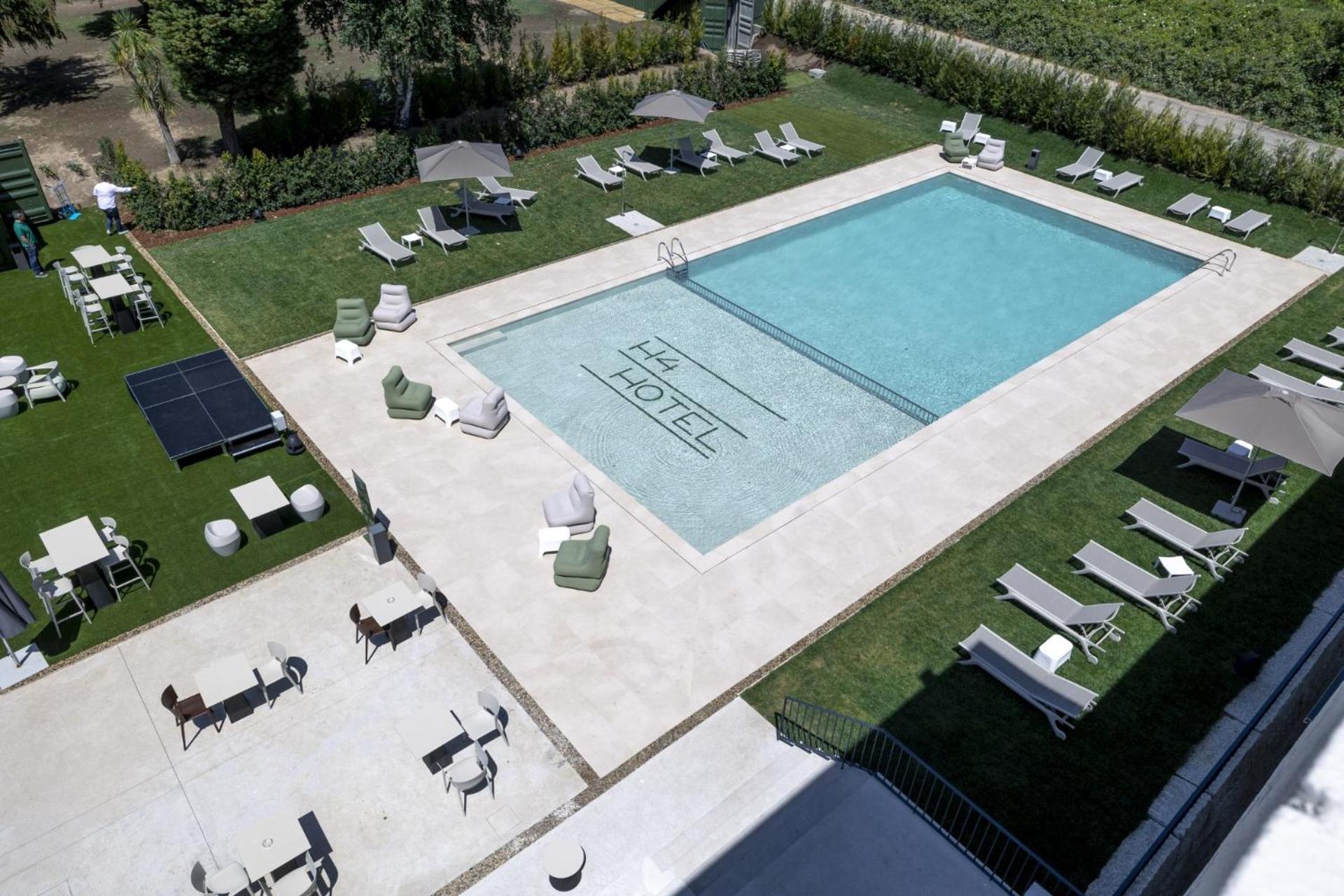 Hotel H4 Cangas 3 Superior Eksteriør billede